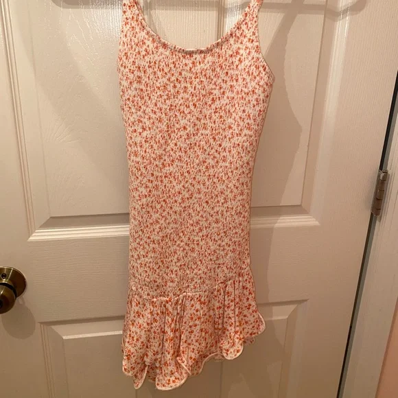 Revolve Dresses | Revolve Flowery Dress | Color: Pink/White | Size: Xs | Sallaman's Closet Revolve Dresses | Revolve Flowery Dress | Color: Pink/White | Size: Xs | Sallaman's Closet